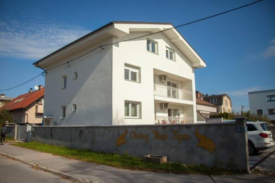 Chang Thai Apartments Liubliana Exterior foto